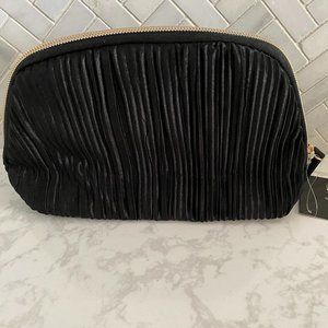 Ulta Beauty Black Make-Up Bag